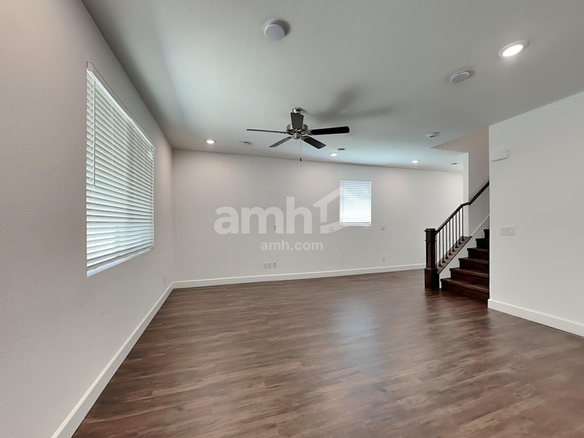 Building Photo - 10324 Beaver Tail St