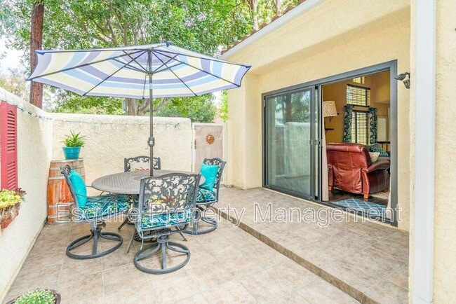 Building Photo - 1351 El Lazo Ct