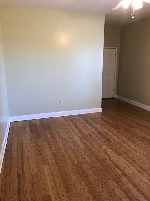 Spacious primary bedroom - 2044 Almonaster Ave