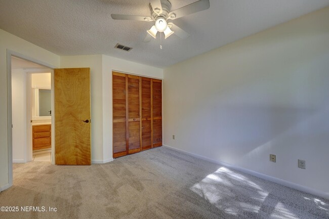 Building Photo - 4819 Wethersfield Pl W