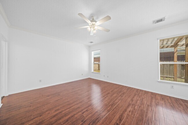 Building Photo - 15026 Magnoliabough Pl