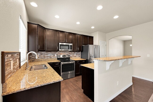 Building Photo - $2,450 - 4 Bed, 2.5 Bath Home with Fenced ...