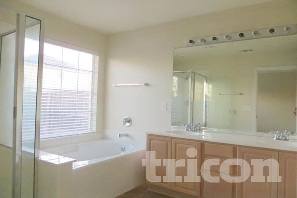 Building Photo - 8457 Asheville Ln