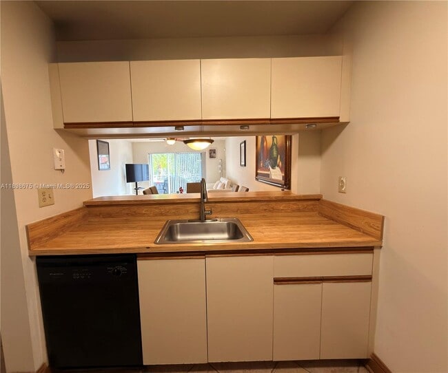 Building Photo - 11266 SW 12th St