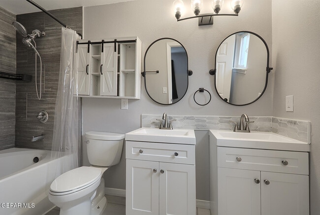 Building Photo - 4917 Marcella Santillana