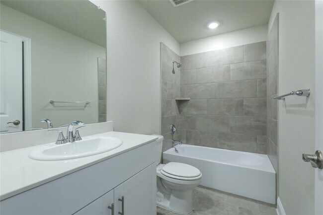 Building Photo - 3405 Pat Mayse Dr