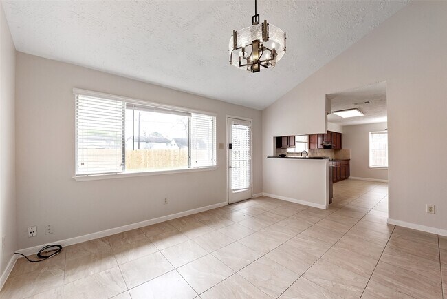 Building Photo - 16419 Lost Quail Dr
