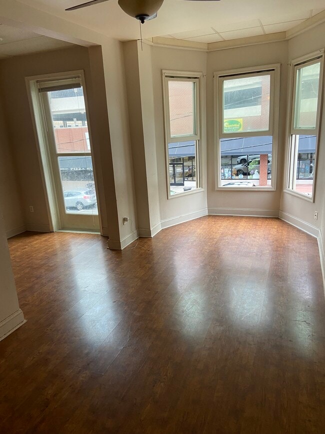 Building Photo - 312 N Washington Ave