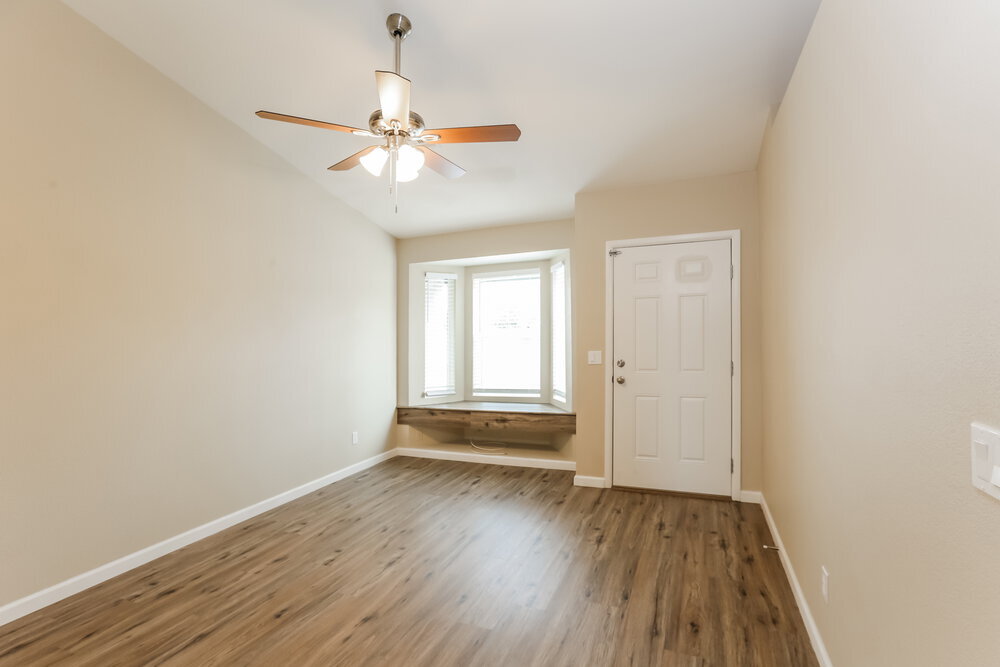 Building Photo - 9365 E Adobe Rd