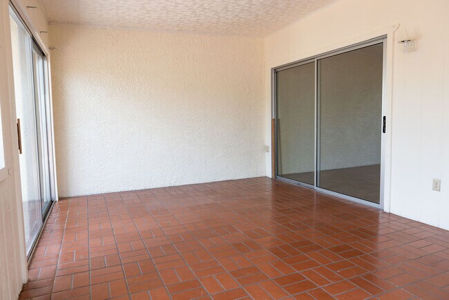 Building Photo - 830 W Rio-Altar