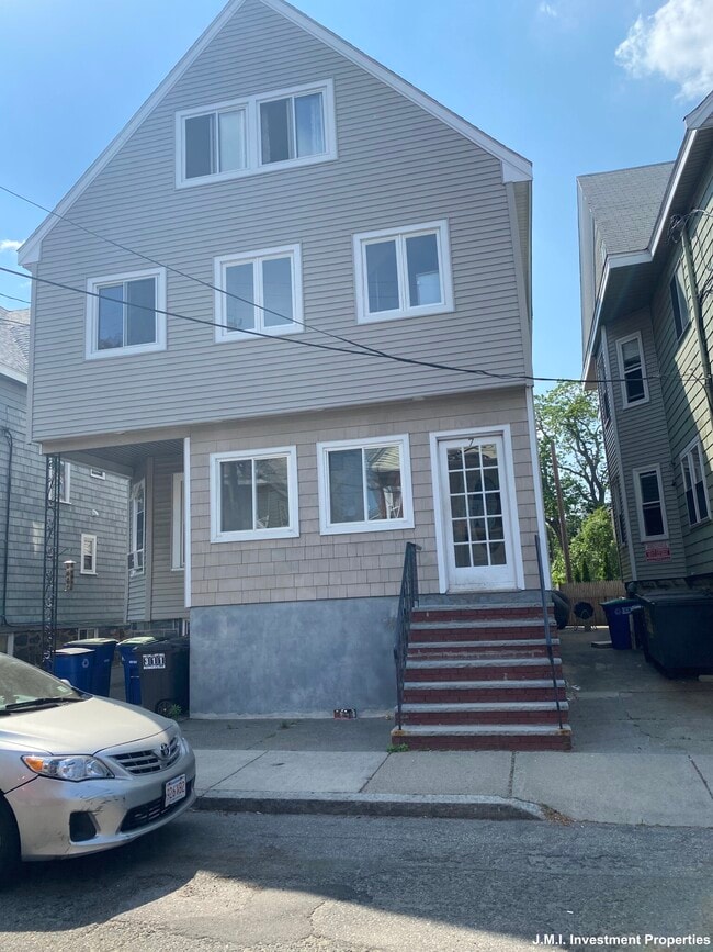 Building Photo - 5 Lowden Ave