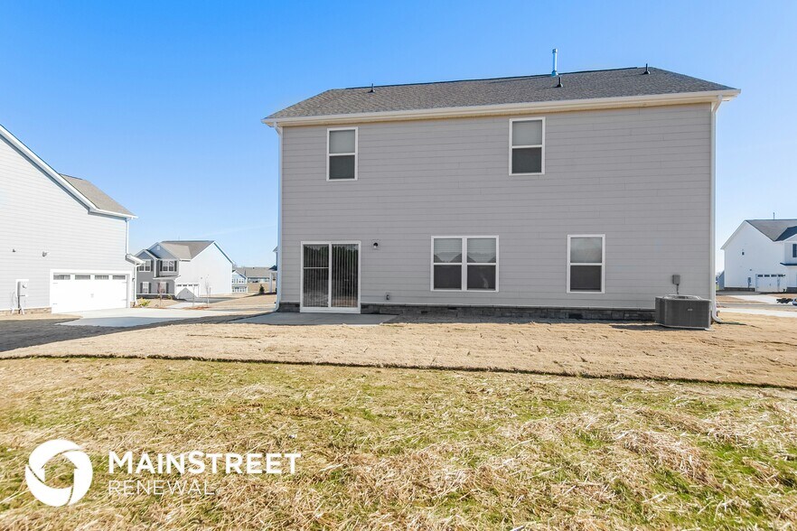 Building Photo - 2139 Vecchio Dr