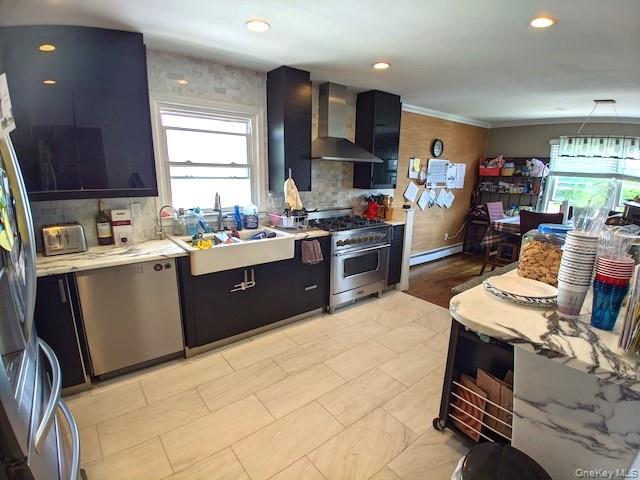 Building Photo - 469 E Park Ave