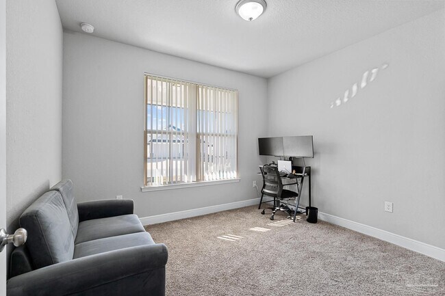 Building Photo - 3838 Ranch Rd