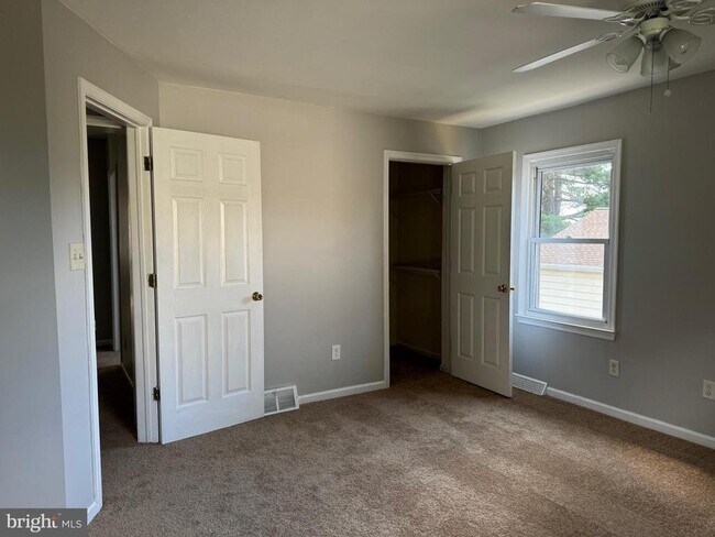 Building Photo - 22 Maryland Ave