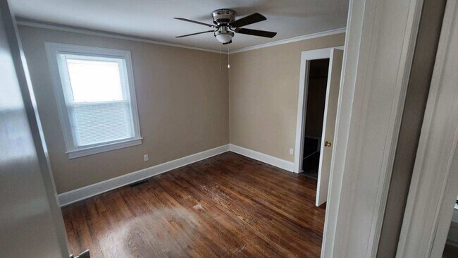 Building Photo - 115 Keowee Ave