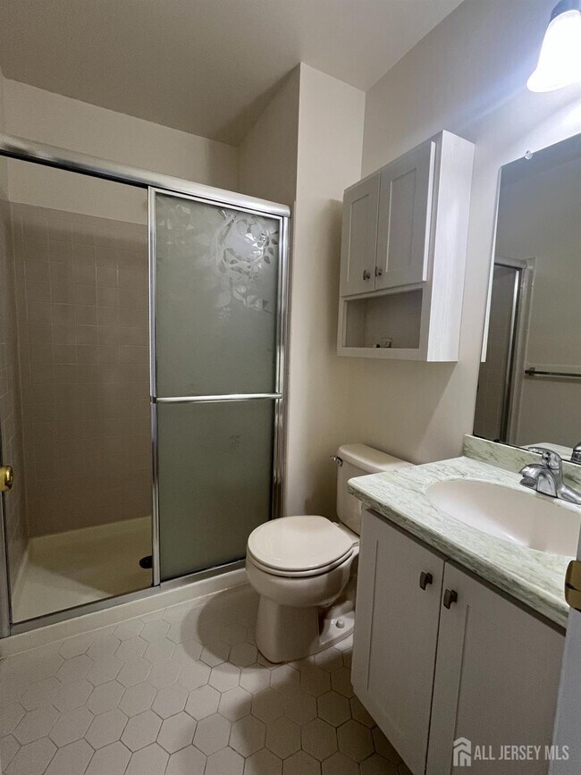 Building Photo - 16 Wisteria Ct