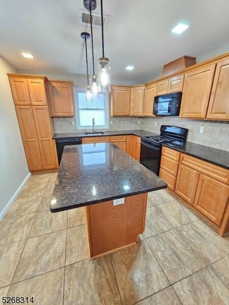 Building Photo - 587 Madison Ave