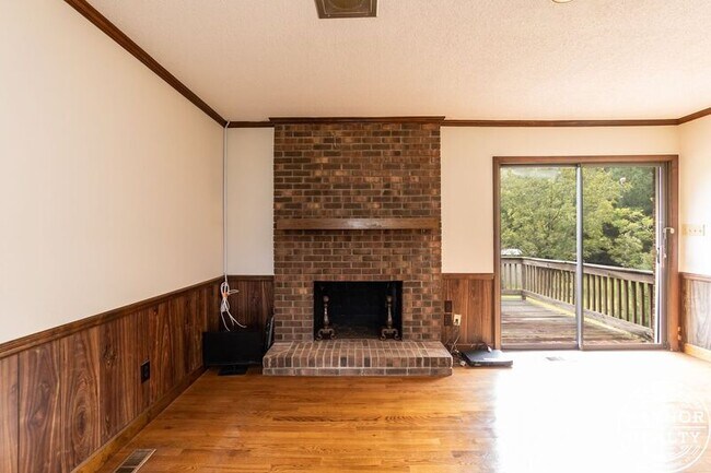 Building Photo - 2198 NC-561