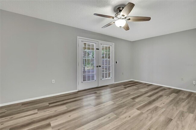Building Photo - 2453 Keeport Dr