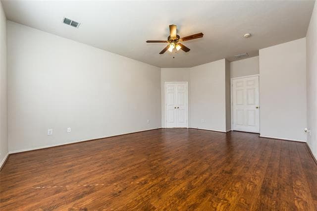 Building Photo - 413 Sunrise Dr