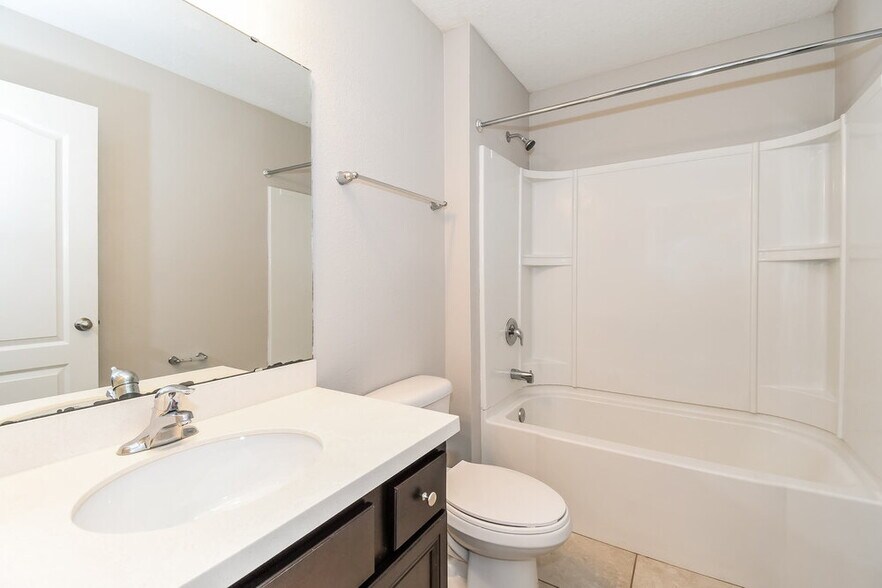 Building Photo - 4161 Fishing Creek Ln