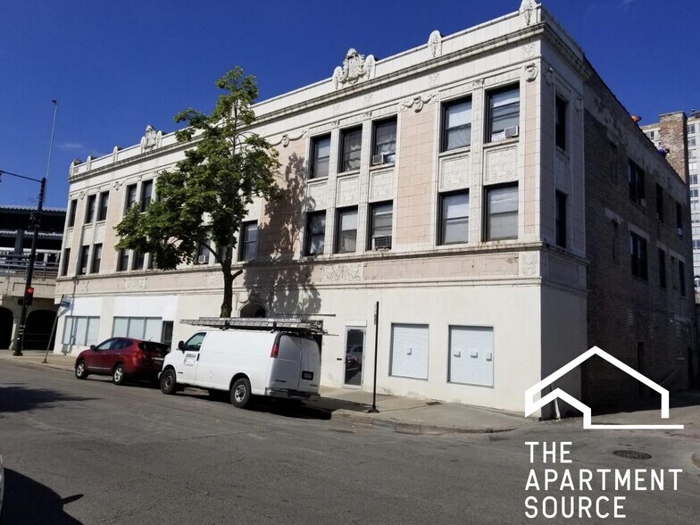 Building Photo - 7606 N Paulina St