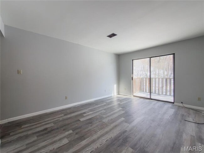 Building Photo - 3004 Pembroke Ln