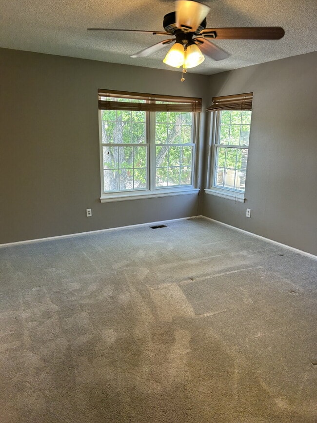 Building Photo - 7610 E Gunnison Pl