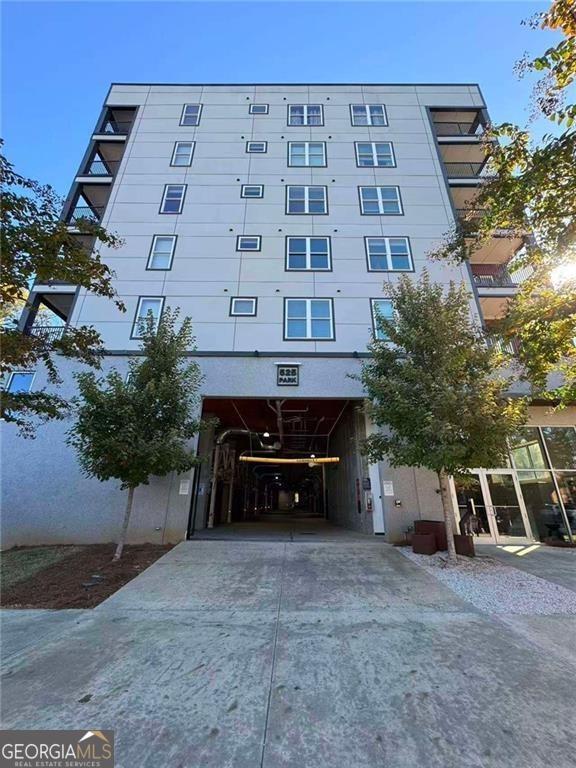 Building Photo - 525 Parkway Dr NE