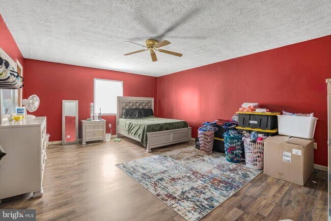 Building Photo - 38426 Laurel Ridge Ct