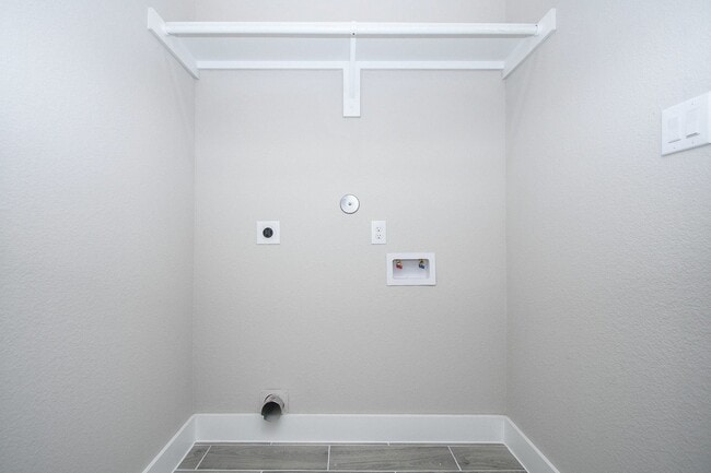 Building Photo - 4401 Alvin St