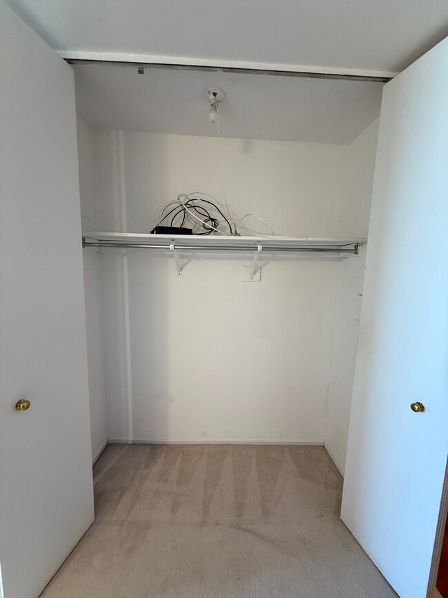 Building Photo - 1030 N State St