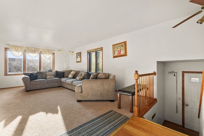 Building Photo - 507 Bayfield Dr