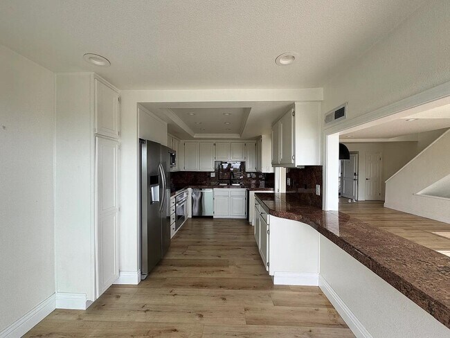 Building Photo - 28 Ima Loa Ct