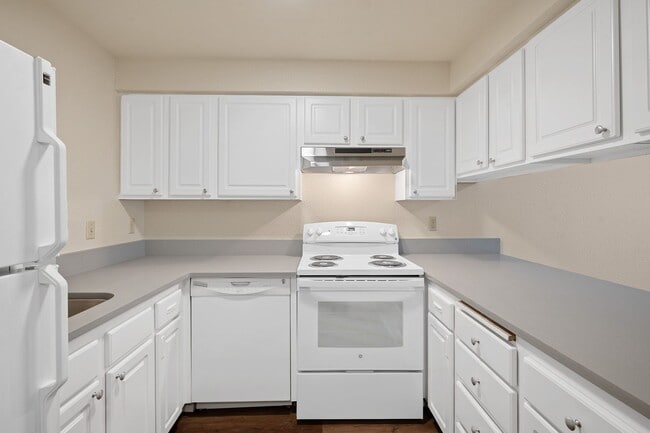 Primary Photo - Norge Apartments of Edmonds.