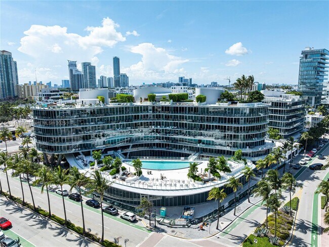 Building Photo - 1 Collins Ave
