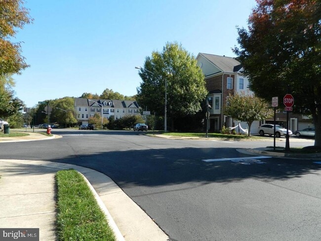 Building Photo - 7574 Great Swan Ct