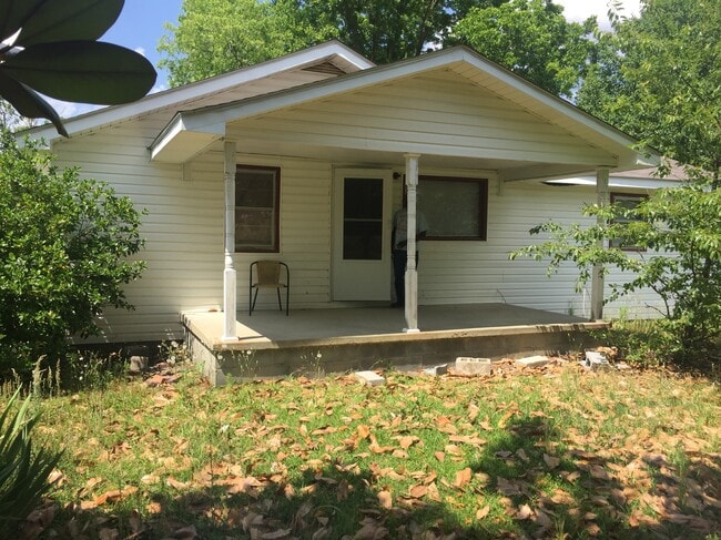Building Photo - 510 Goins Rd