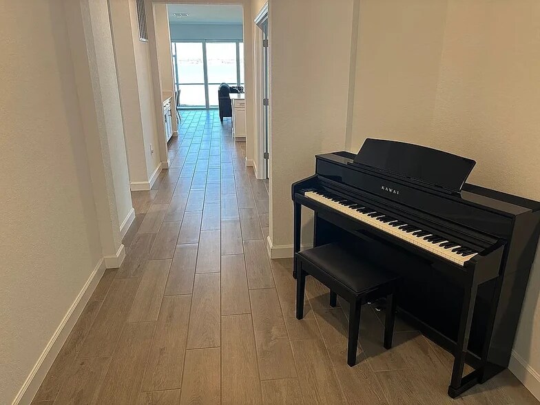 Building Photo - 8256 Shore Lake Dr