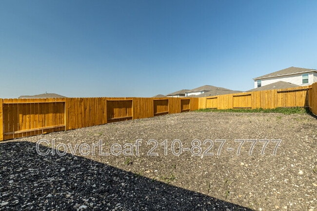 Building Photo - 3870 Trail de Paris