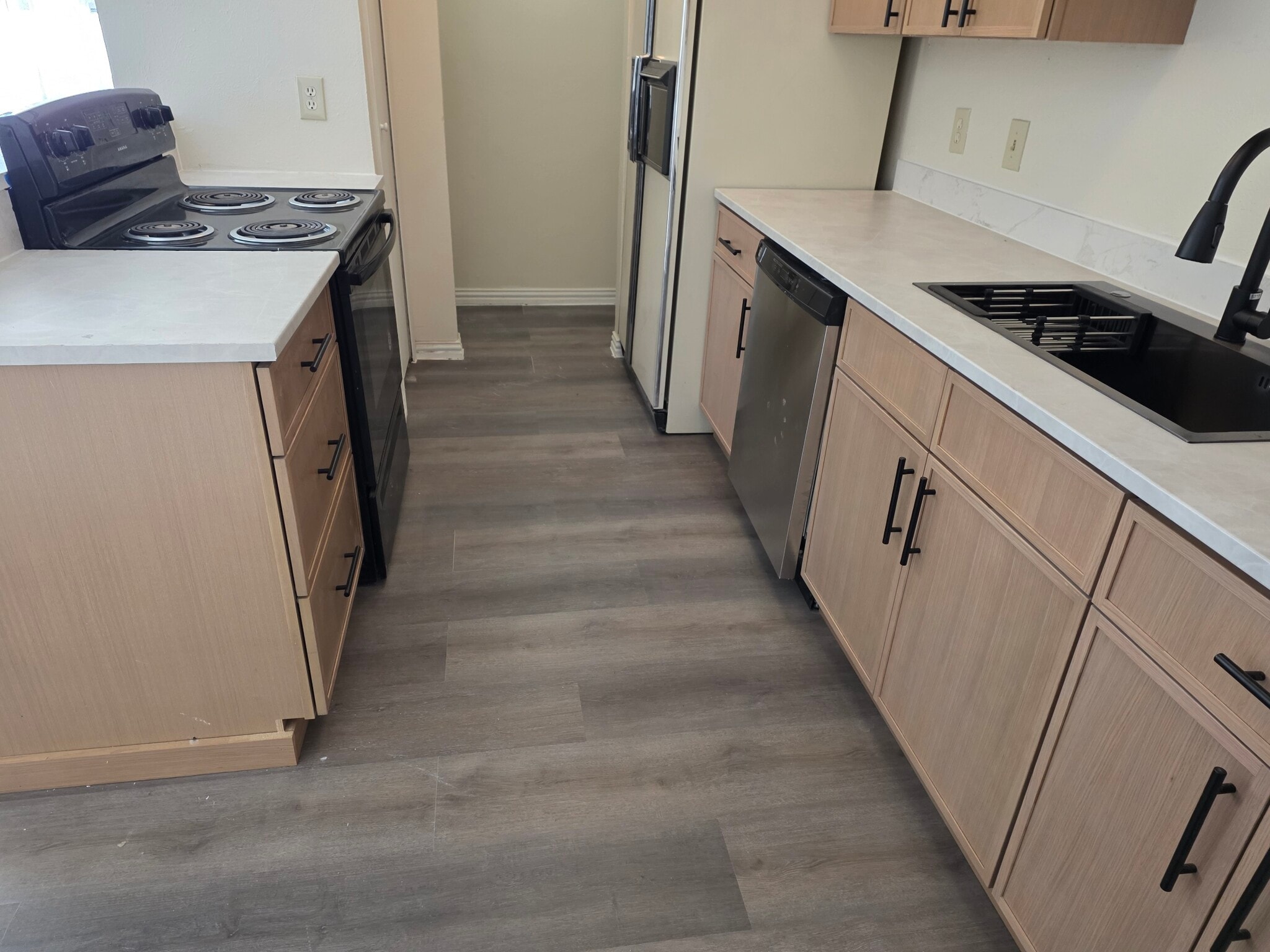 Building Photo - 2222 Ridgedale Dr