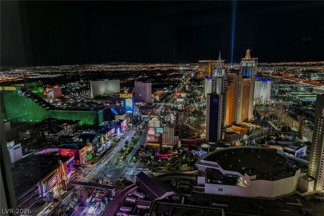 Building Photo - 3750 S Las Vegas Blvd