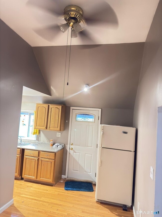 Building Photo - 32 Winter St