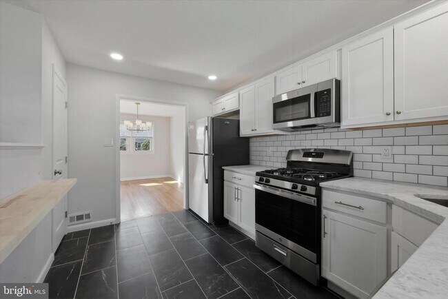 Building Photo - 107 Alders Dr