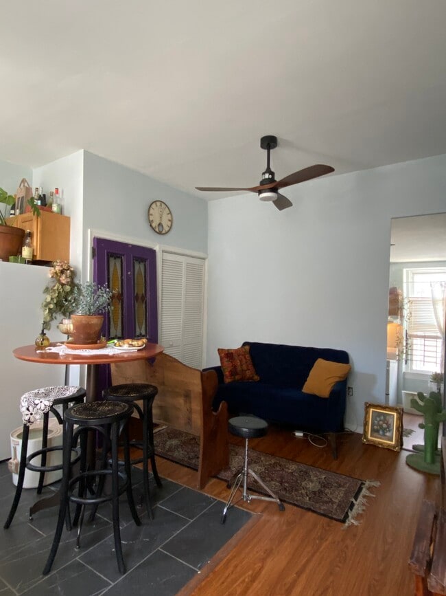 Building Photo - 1422 Wharton St