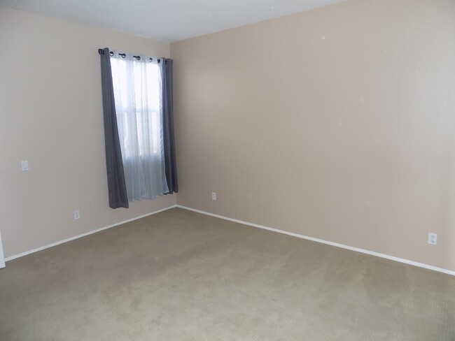 Building Photo - Beautiful Rancho San Diego Condo In Reming...