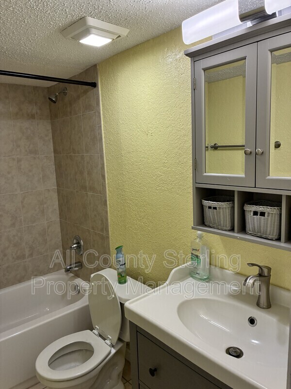 Building Photo - 1810 NW 23rd Blvd