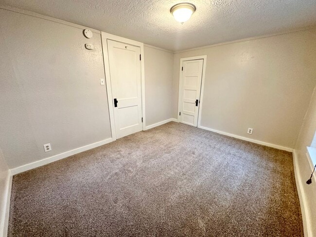 Building Photo - 1023.5 Laporte Avenue