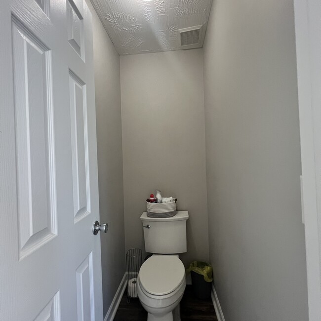 Building Photo - 88 Dove Trail